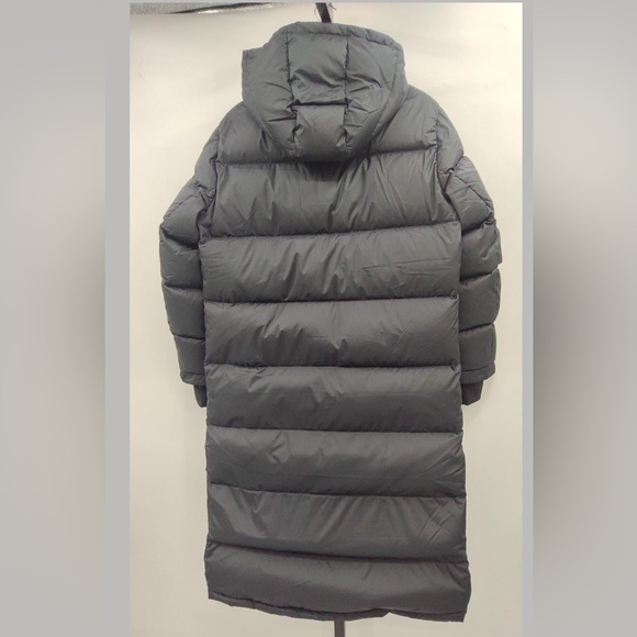 Quince Women Responsible Down Long
Puffer Jacket Black M - Picture 13 of 13